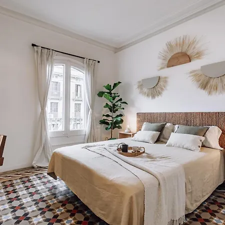 Olvera - 3 Bedrooms In Eixample Dreta バルセロナ